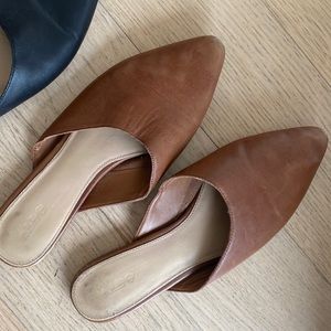 ALDO Leather slip on flats